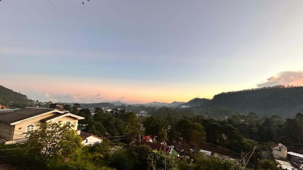 Travellers Nest Inn Nuwara Eliya Exterior foto